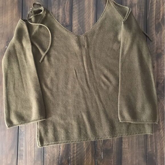 PPLA Cold Shoulder Sweater  - Picture 2 of 7